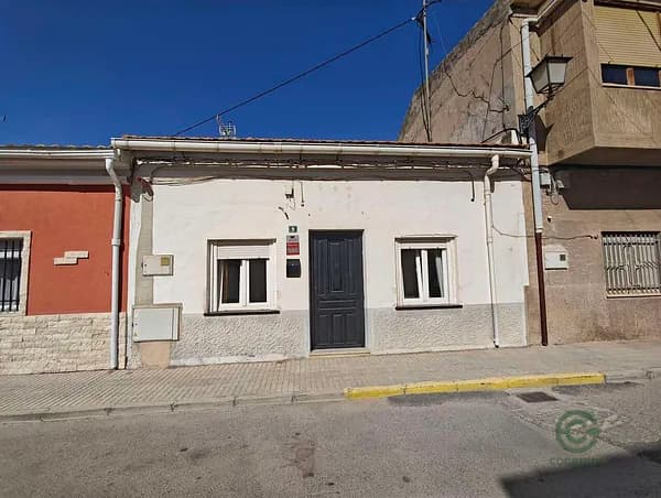 Casa de 0,0224 ha en venta en Pinoso, Alicante