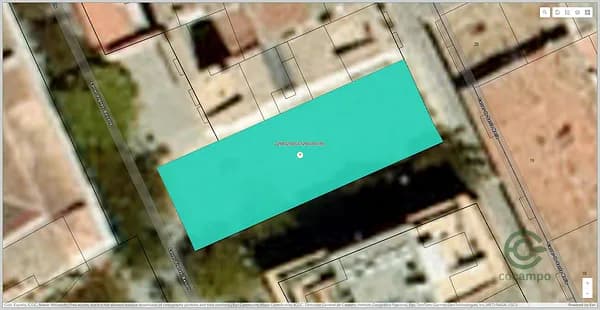 Casa de 0,0196 ha en venta en Manresa, Barcelona