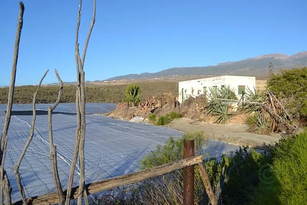 Finca agrícola de 2,76 ha en venta en Santa cruz de tenerife