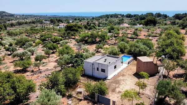 Finca agrícola de 2,4145 ha en venta en El perello, Tarragona