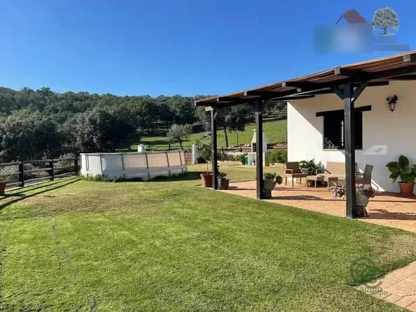 Finca rústica de 6 ha en venta en Cáceres