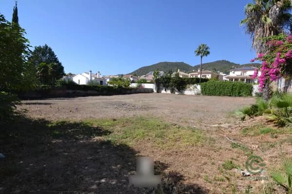 Terreno urbano de 0,1871 ha en venta en Córdoba, Cordoba