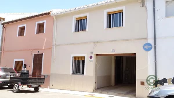 Casa de 0,0278 ha en venta en La font de la figuera, Valencia