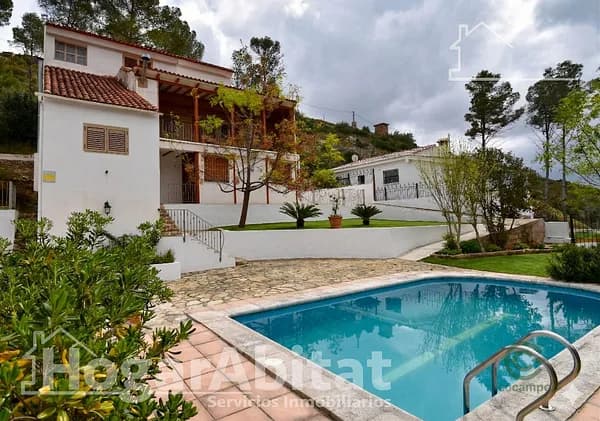 Casa de 0,035 ha en venta en Gandia, Valencia