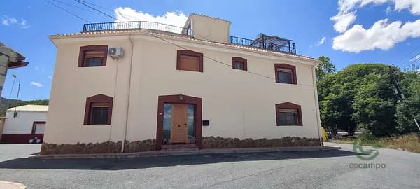 Casa de 0,0188 ha en venta en Monovar - monover, Alicante
