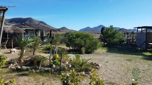 Finca de recreo de 1,065 ha en venta en Cabo de gata, Almeria