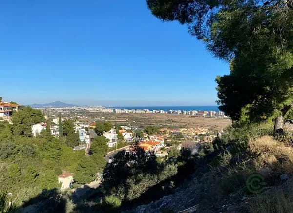 Terreno urbano de 0,1091 ha en venta en Peniscola, Castellon