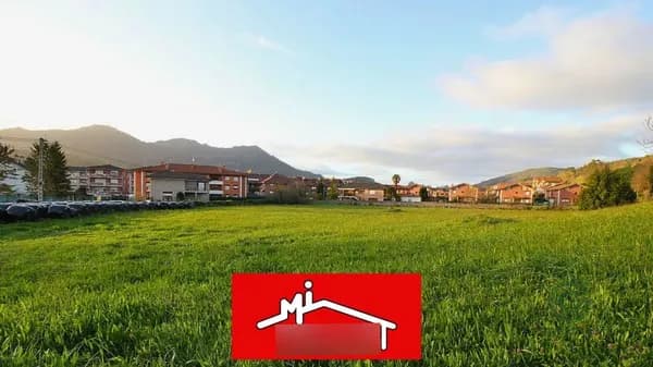 Terreno urbano de 0,8608 ha en venta en Ampuero, Cantabria