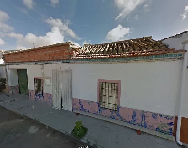 Casa de 0,03 ha en venta en Arenales de san gregorio, Ciudad real