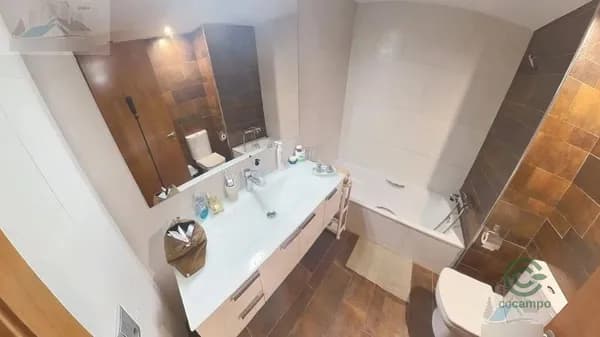 Casa de 0,0303 ha en venta en Abrera, Barcelona