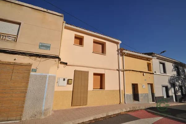 Casa de 0,015 ha en venta en Monovar - monover, Alicante