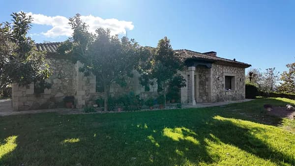 Finca rústica de 1,0304 ha en venta en Candeleda, Avila