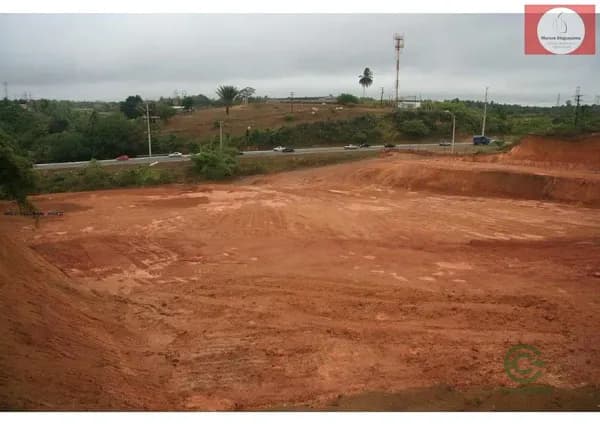 Terra urbana de 2,27 ha para venda em Bahia