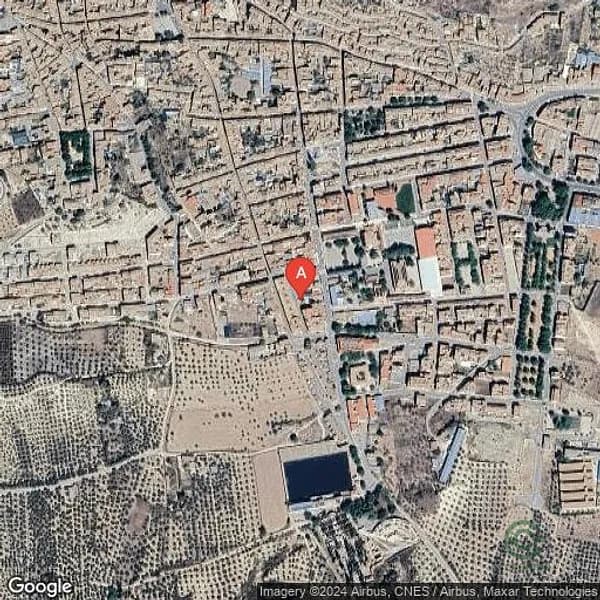 Casa de 0,0153 ha en venta en Huelma, Jaén