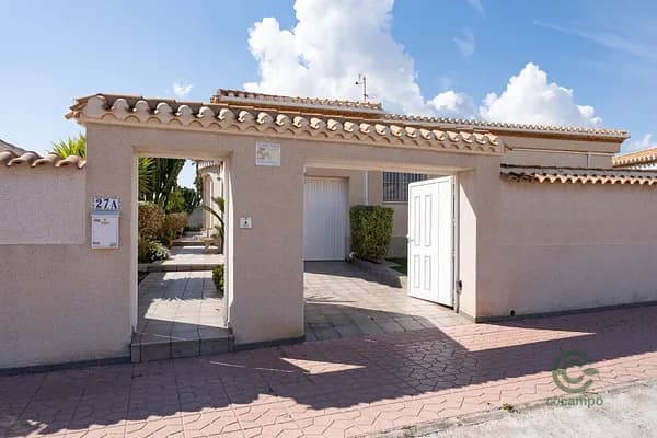 Finca rústica de 0,0525 ha en venta en Orihuela costa, Alicante