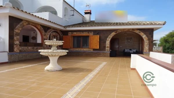 Casa de 0,05 ha en venta en Matalascanas, Huelva