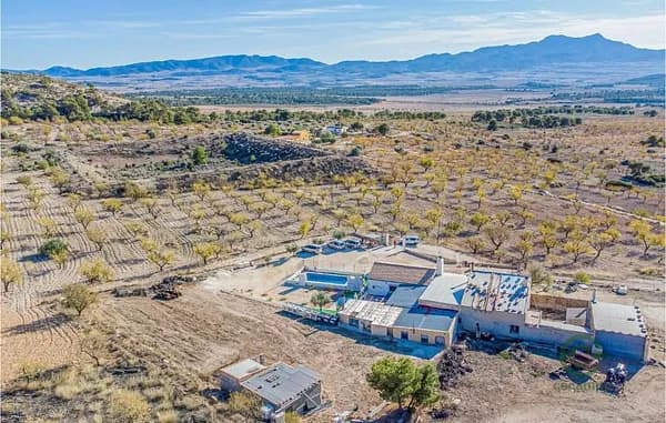 Finca rústica de 2,5 ha en venta en Jumilla, Murcia