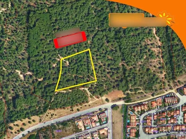 Finca rustica de 0,63 ha per a venda a Girona