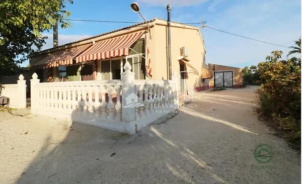 Finca rústica de 0,4494 ha en venta en Matola, Alicante