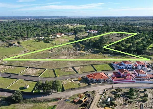 Finca rústica de 2,6 ha en venta en Coruche, Santarém
