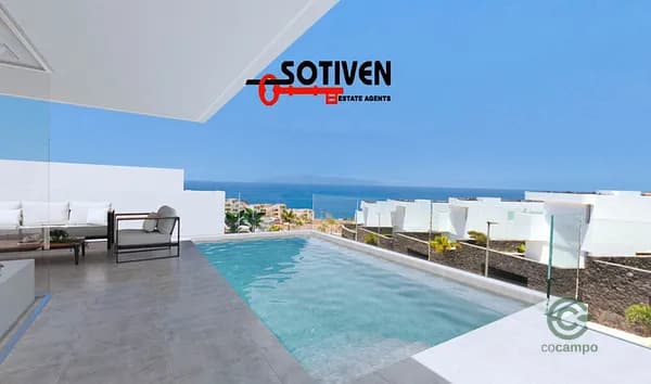 Casa de 0,03 ha en venta en Adeje, Sta.cruz tener.