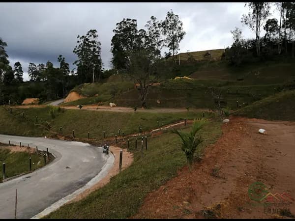 Terreno urbano de 0,22 ha en venta en Antioquia