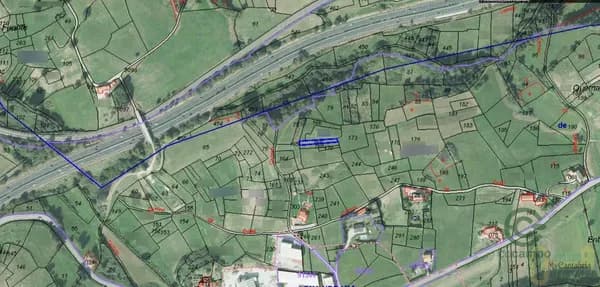 Finca agrícola de 0,0381 ha en venta en Polanco, Cantabria