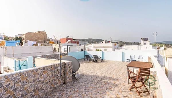 Casa de 0,01 ha en venta en San roque, Cadiz