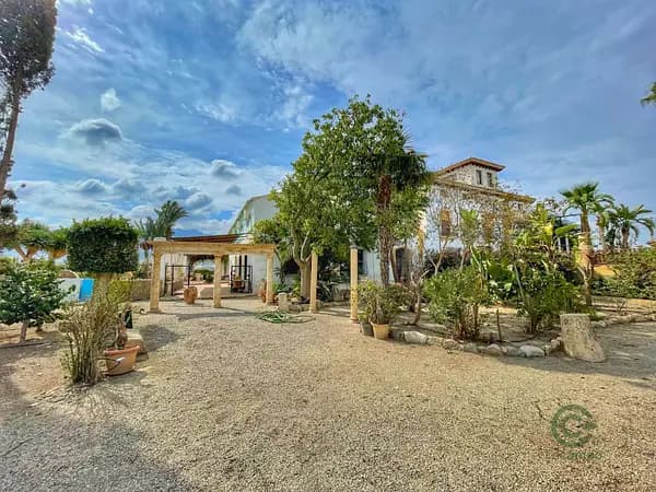 Finca rústica de 0,21 ha en venta en Almería