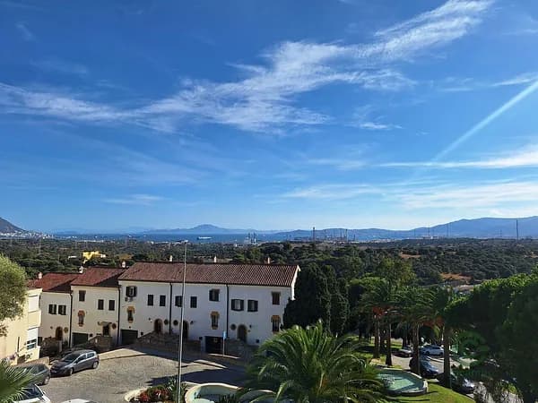 Casa de 0,0095 ha en venta en San roque, Cadiz