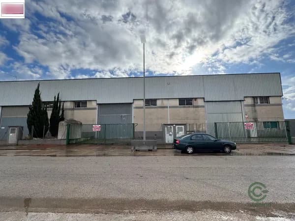 Nave industrial de 0,0559 ha en venta en Benifaio, Valencia