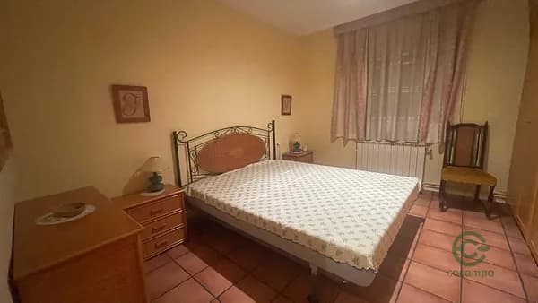 Casa de 0,022 ha en venta en Alcala del jucar, Albacete