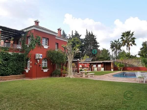 Casa de 0,15 ha en venta en Sotogrande, Cadiz