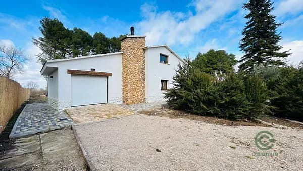 Casa de 0,0236 ha en venta en Albacete, Albacete