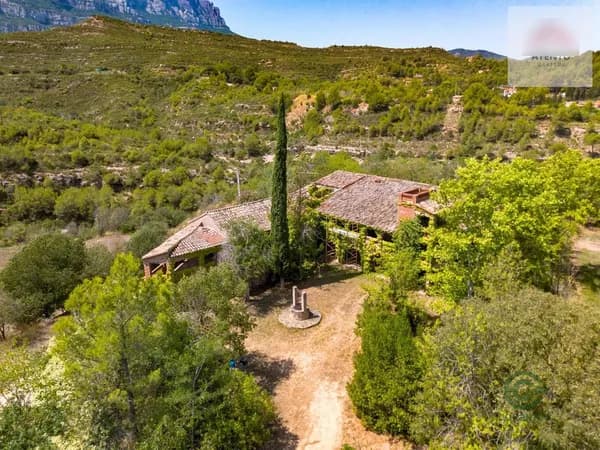Finca rústica de 90 ha en venta en Vacarisses, Barcelona