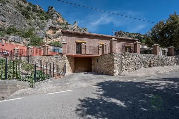 Casa de 0 ha en venta en Guadalajara