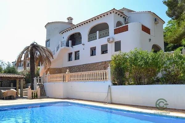 Casa de 0,15 ha en venta en Pedreguer, Alicante