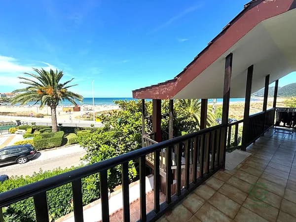 Casa de 0,1279 ha en venta en Noja, Cantabria