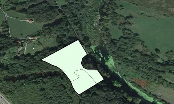 Finca rústica de 0,1446 ha en venta en Grado, Asturias