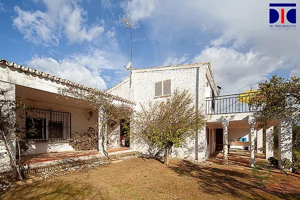 Finca rústica de 1,6 ha en venta en Sevilla
