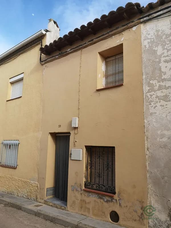 Casa de 0,006 ha en venta en Portalrubio de guadamejud, Cuenca