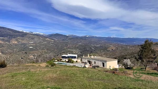 Rustic property of 30 ha for sale in Granada