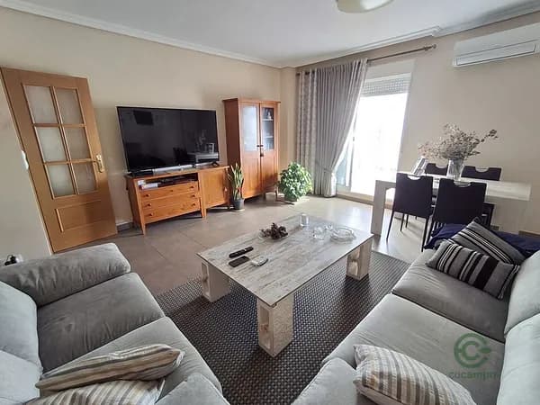 Casa de 0,0099 ha en venta en Roda (la), Albacete