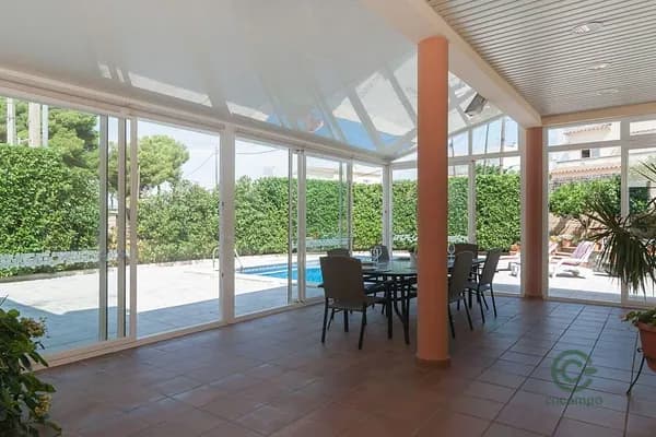 Casa de 0,06 ha en venta en Roses, Girona