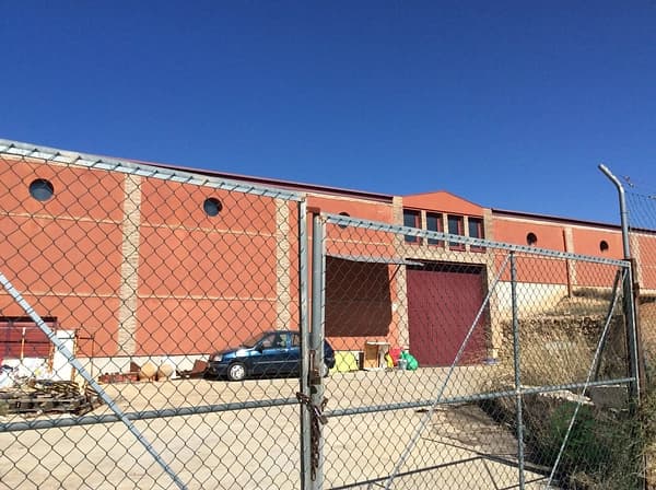 Finca agrícola de 6,46 ha en venta en Albacete