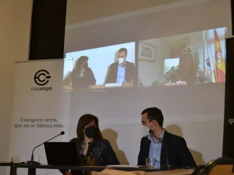 Cocampo presenta el primer informe con la radiografía del suelo rústico en España