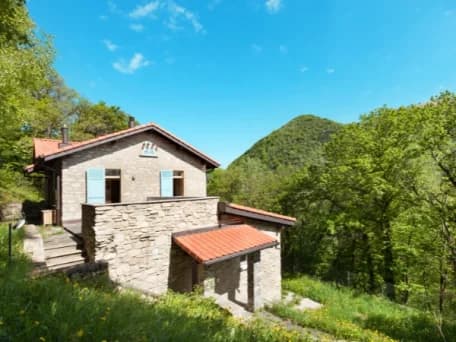 casa en el campo que forma parte de la estadística de compraventa fincas rústicas 2026