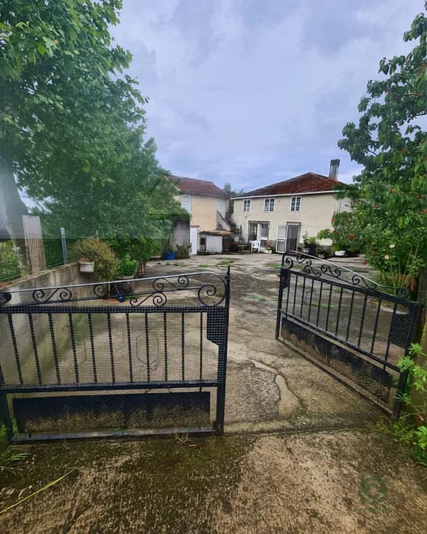 Casa de 0,4141 ha en venta en Pontevedra
