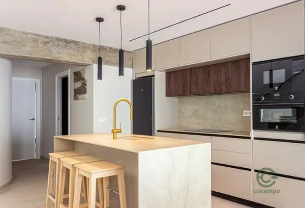 Casa de 0,0278 ha en venta en Malaga, Malaga