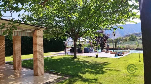Finca de recreo de 0,38 ha en venta en Albelda de iregua, La rioja